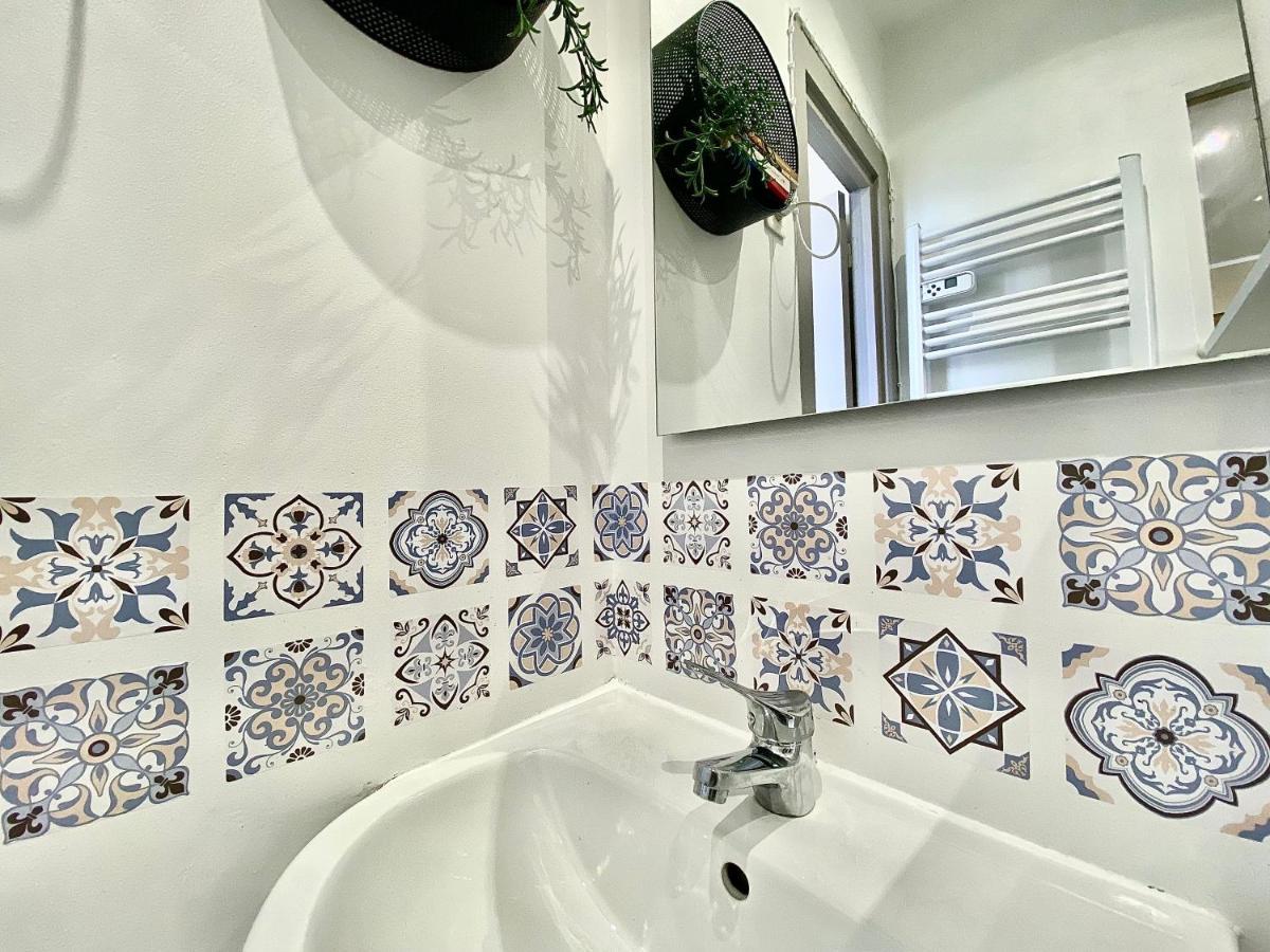Lovely & Cozy Duplex Heart Of Nice With Bathtub! Exteriör bild