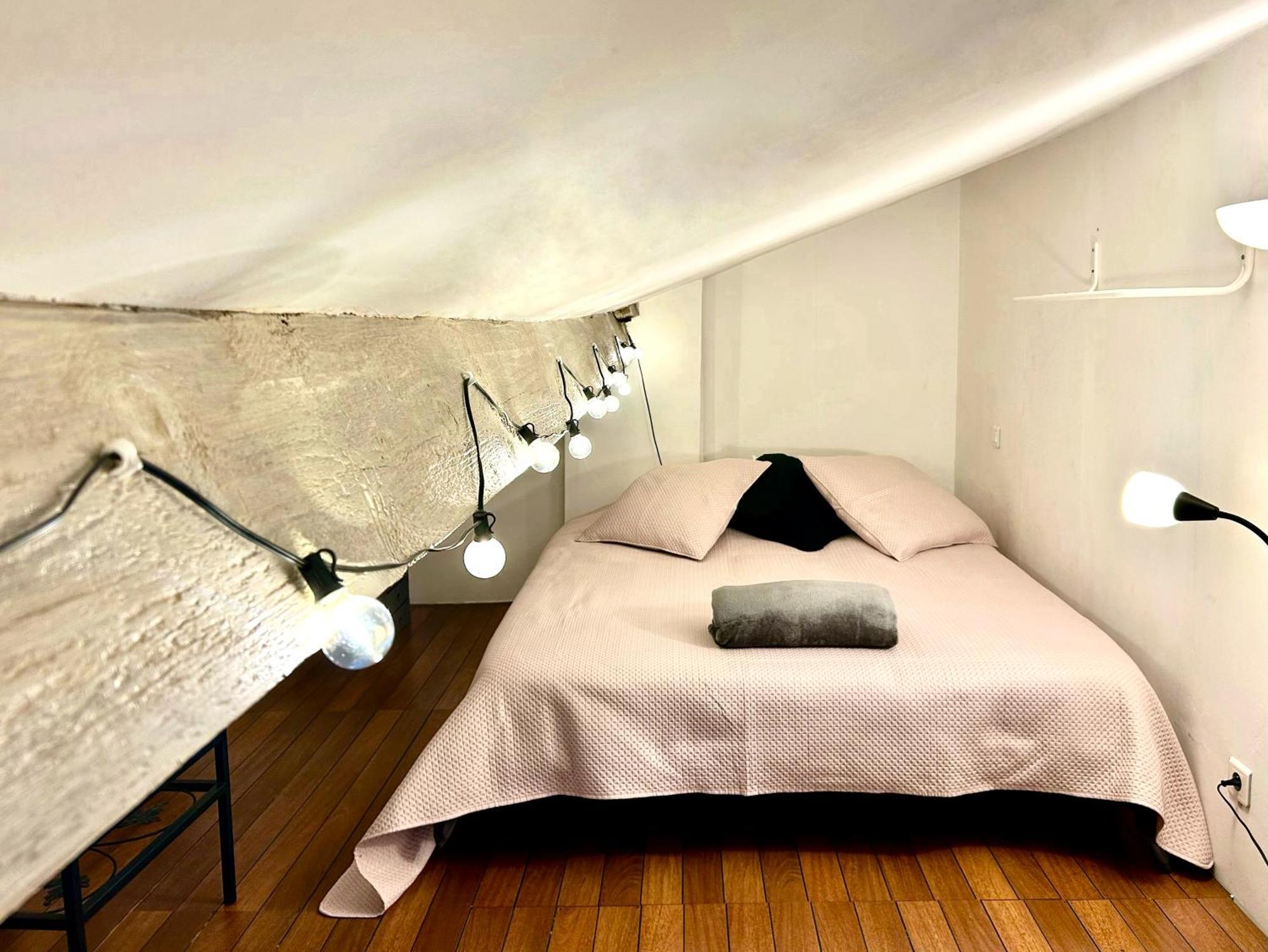 Lovely & Cozy Duplex Heart Of Nice With Bathtub! Exteriör bild